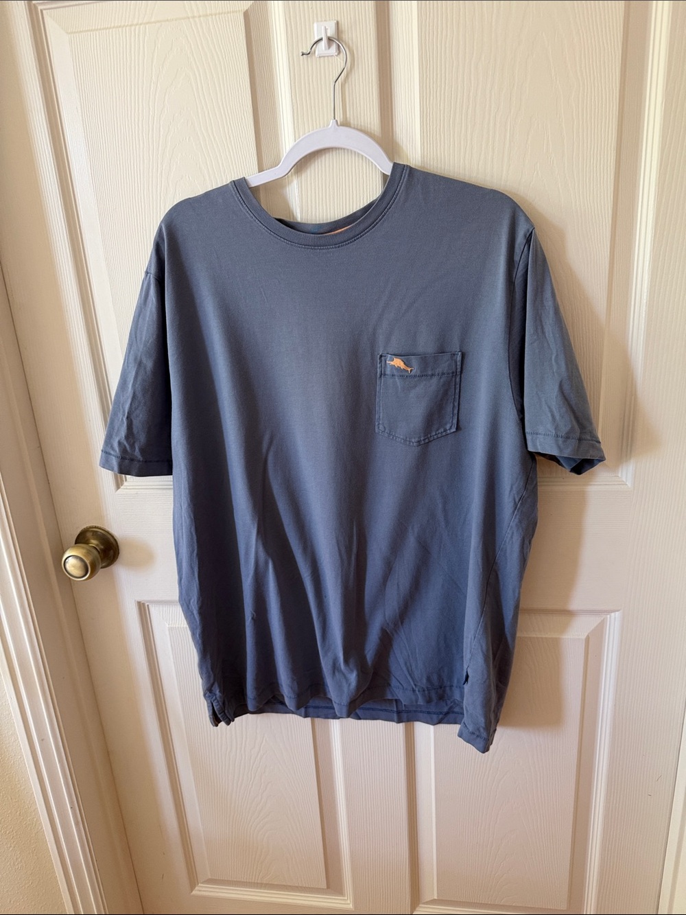 Tommy Bahama Slate Blue Short Sleeve Pocket Tee Sz L.  Box48